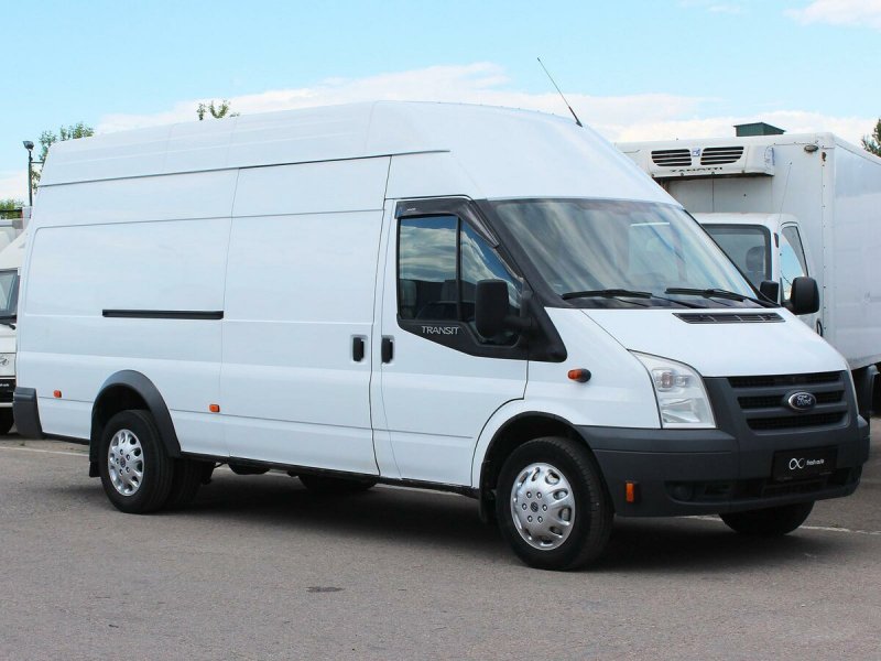 Ford Transit 2004 белый
