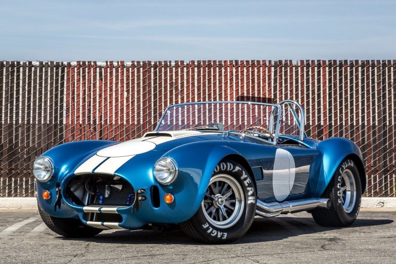 AC Cobra 427