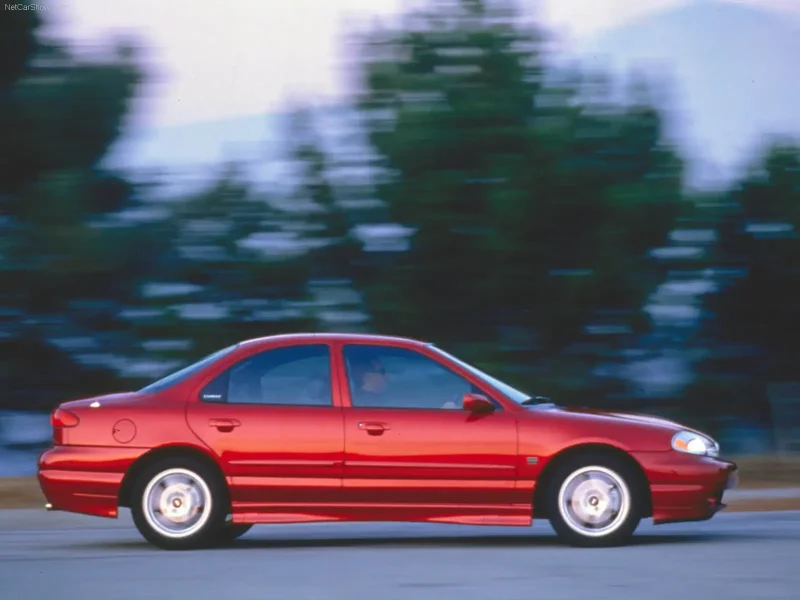 Ford Mondeo 1996 седан
