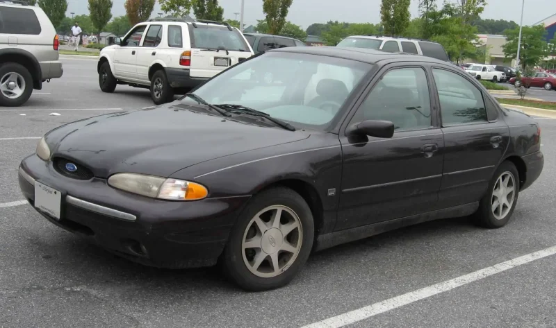 Ford Contour 2000