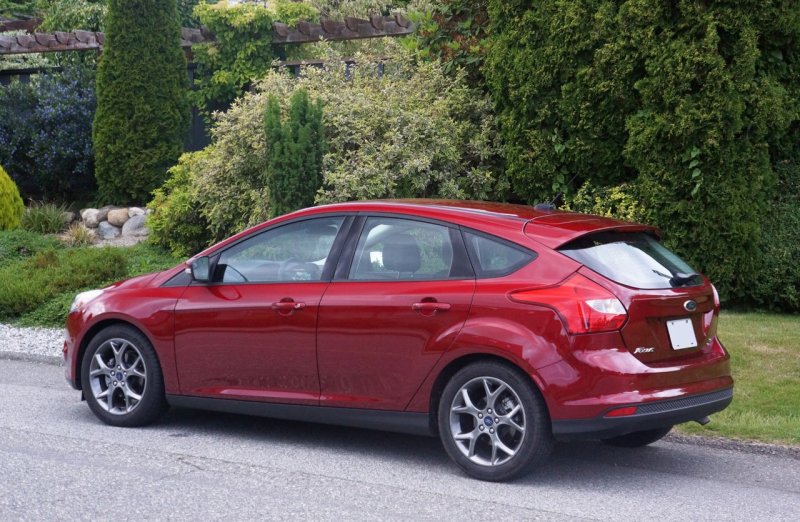 Ford Focus 2014 хэтчбек