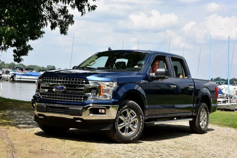 Грузовик Форд f 650