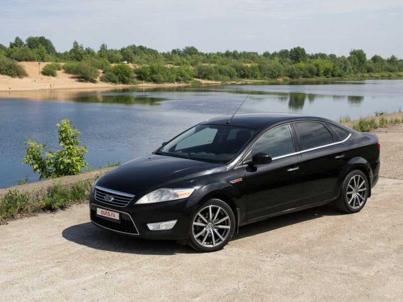 Ford Mondeo 2010 седан