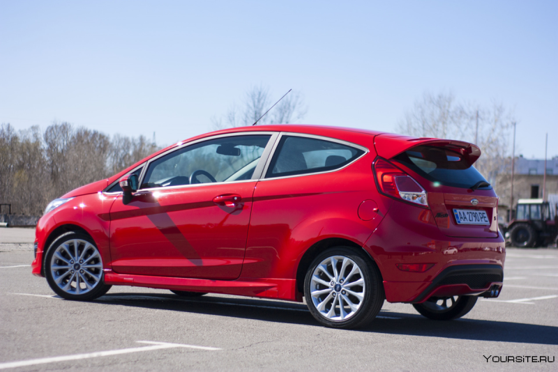Ford Fiesta mk6 купе