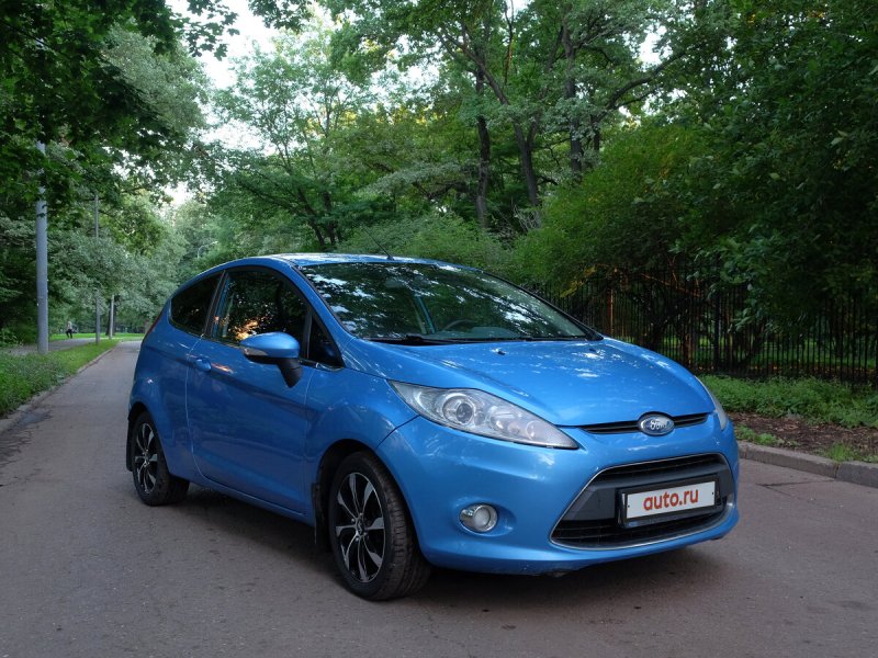 Ford Fiesta mk6 хэтчбек