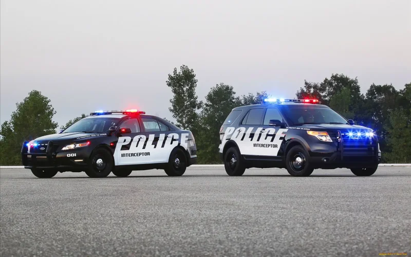 Ford Police Interceptor Таурус