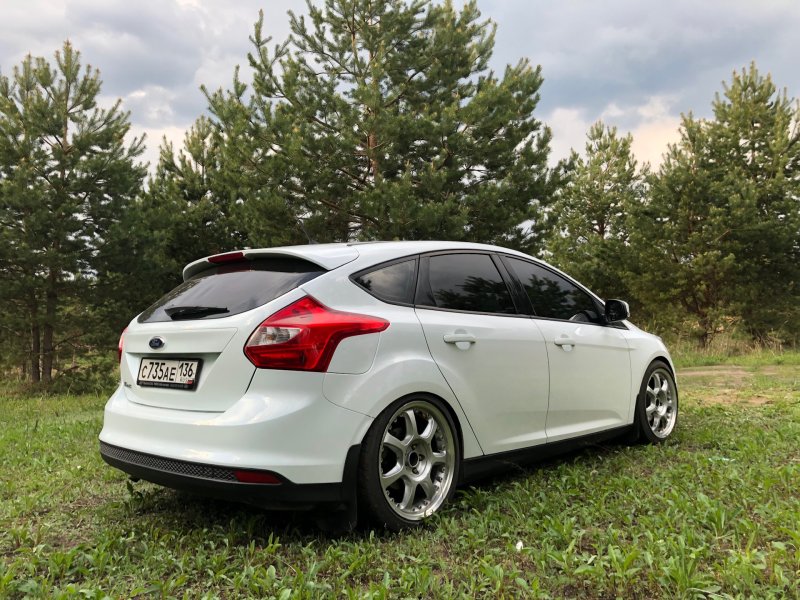 Ford Focus Hatchback 5