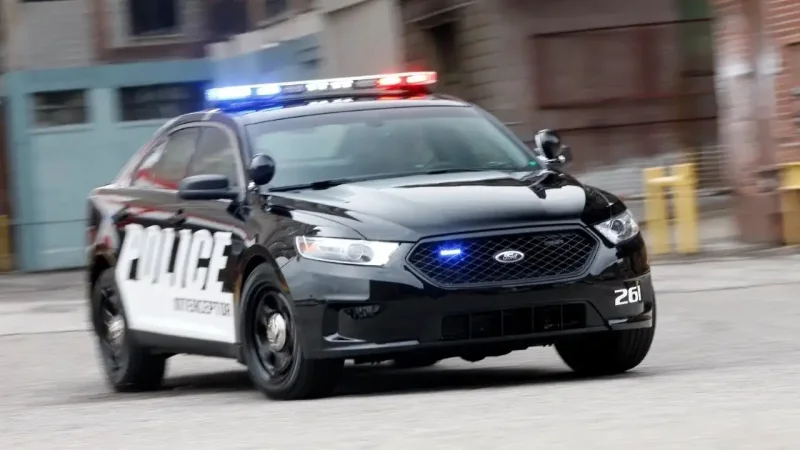 Ford Police Interceptor sedan 2010