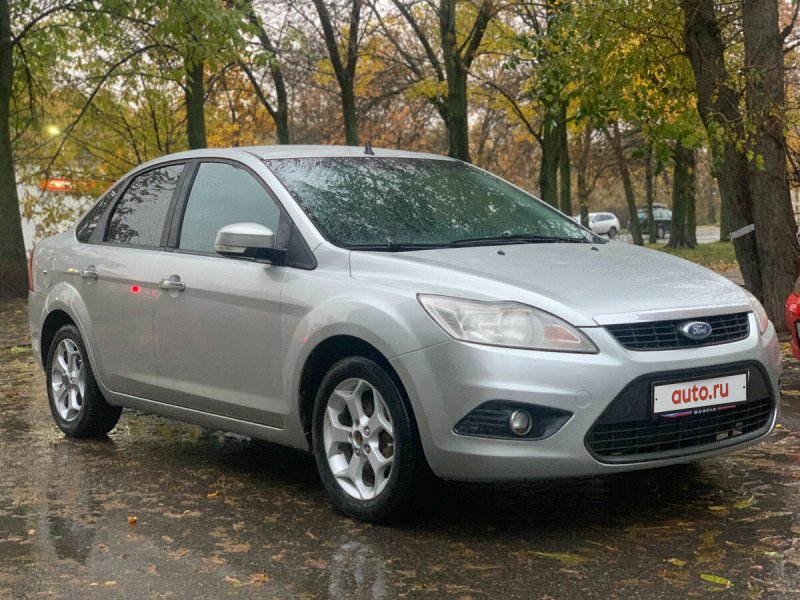 Ford Focus 2 Рестайлинг сере