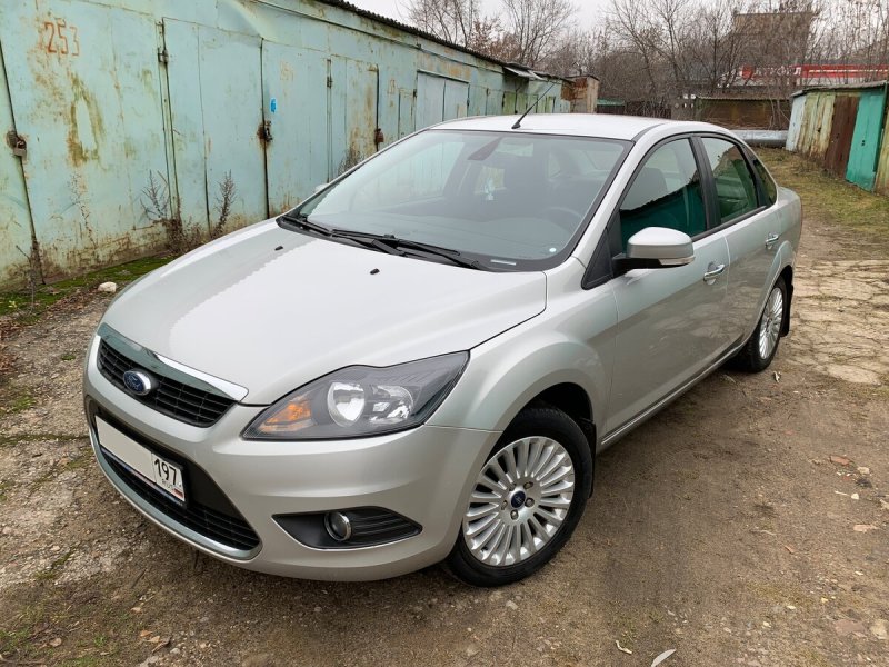 Ford Focus 2 Рестайлинг сере