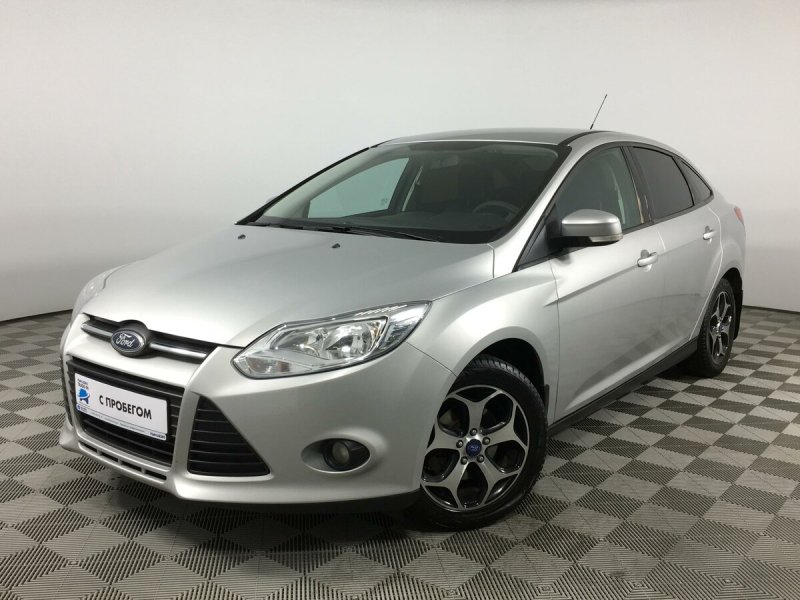 Ford Focus 3 серебристый