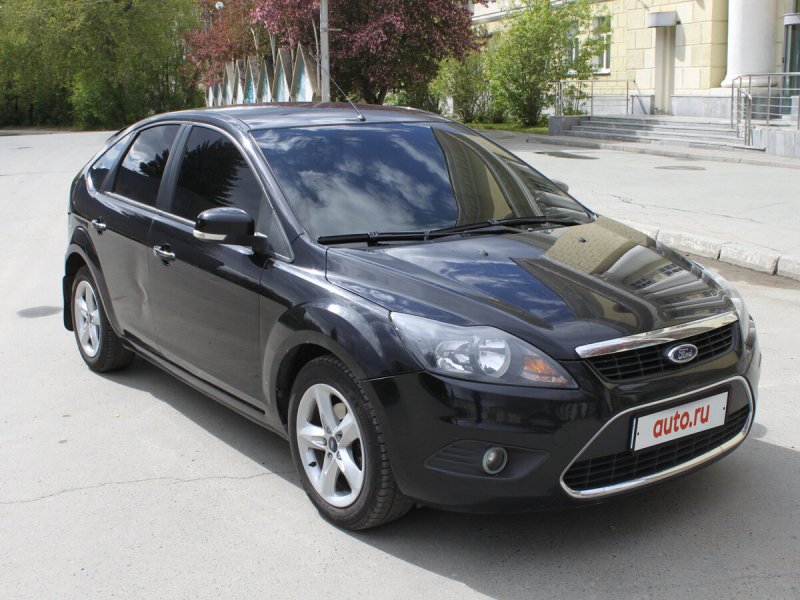 Ford Focus 2010 хэтчбек