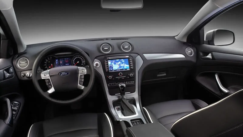 Ford Mondeo 2014 салон