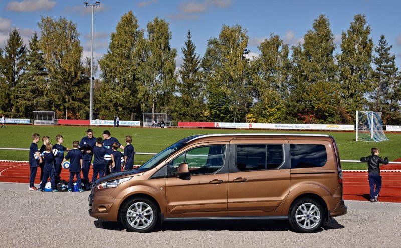 Ford Grand Tourneo connect