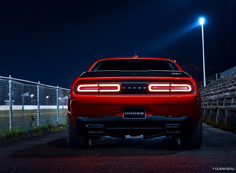 Dodge Challenger 2021