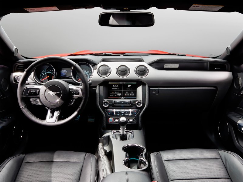 Ford Mustang 2014 салон