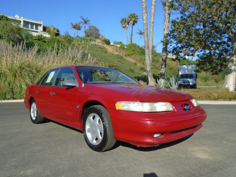 Ford Taurus 2