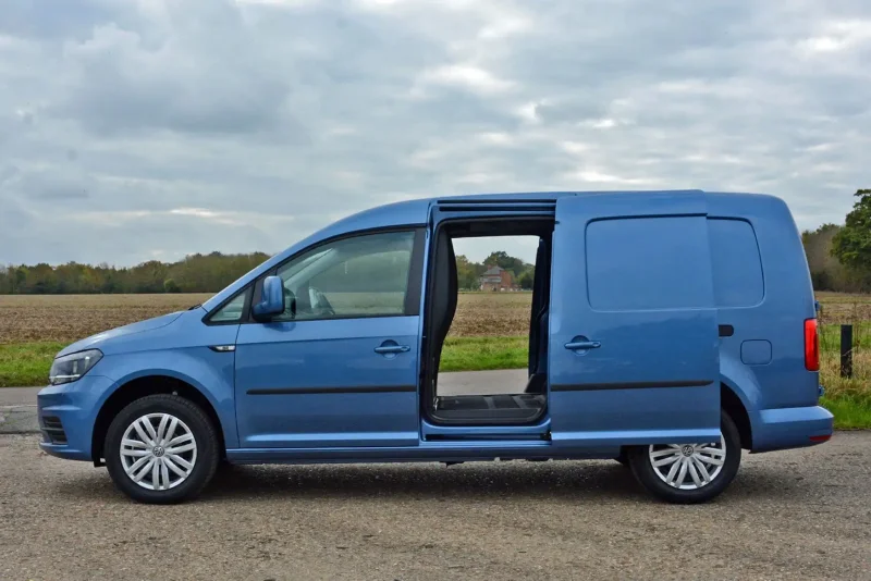 Компактвэн Volkswagen Caddy IV