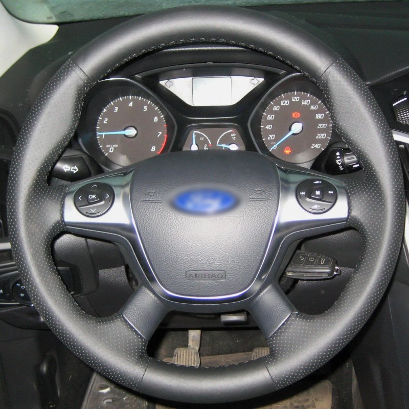 Focus 2011 руль