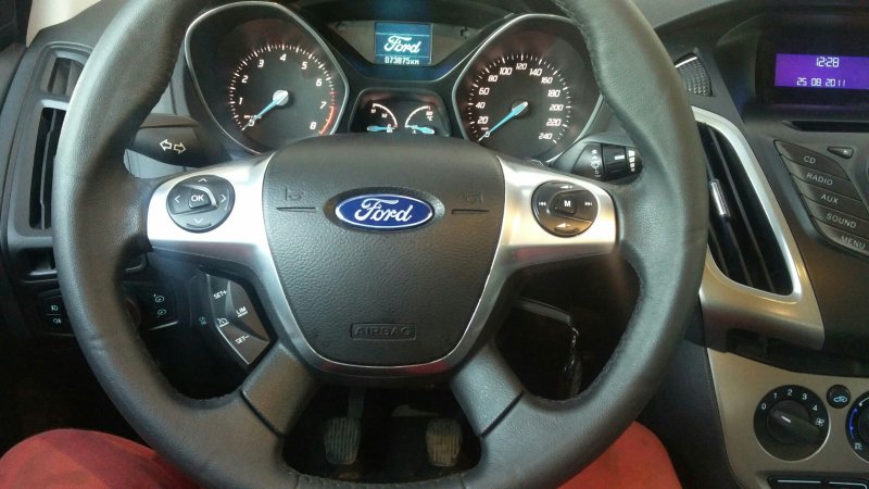 Ford Focus 2 за рулем
