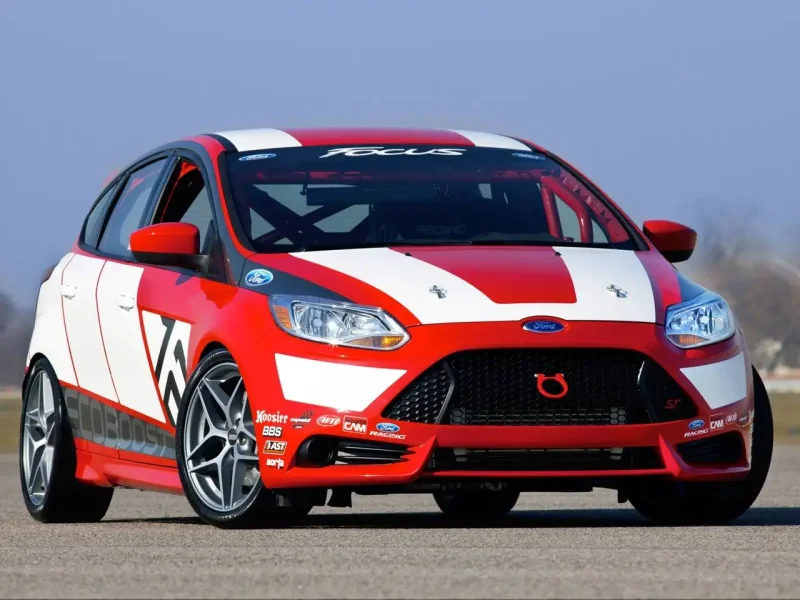 Ford Focus гоночный