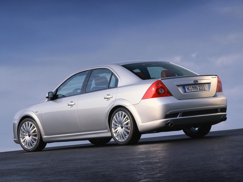 Ford Mondeo st220