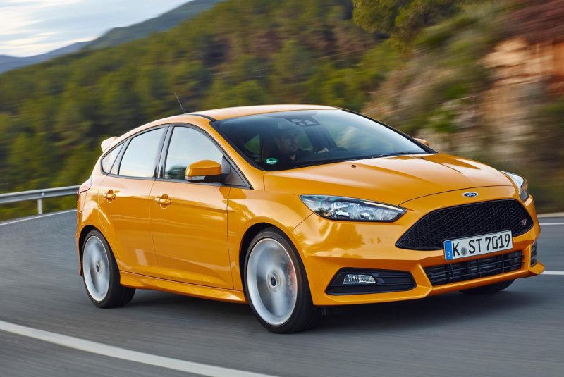 Ford Focus 3 хэтчбек