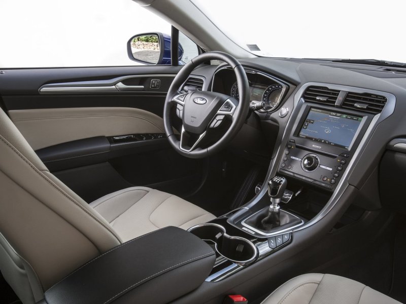 Ford Fusion седан 2017