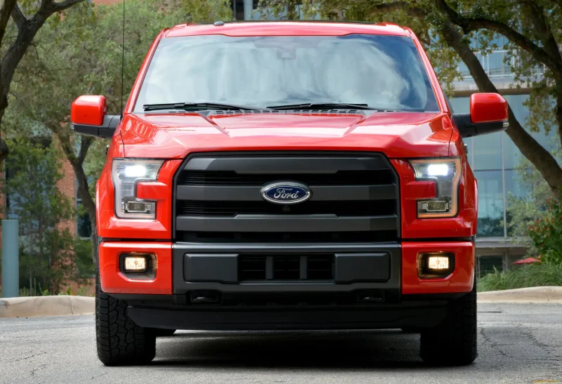 Пикап Форд f-150. Красный