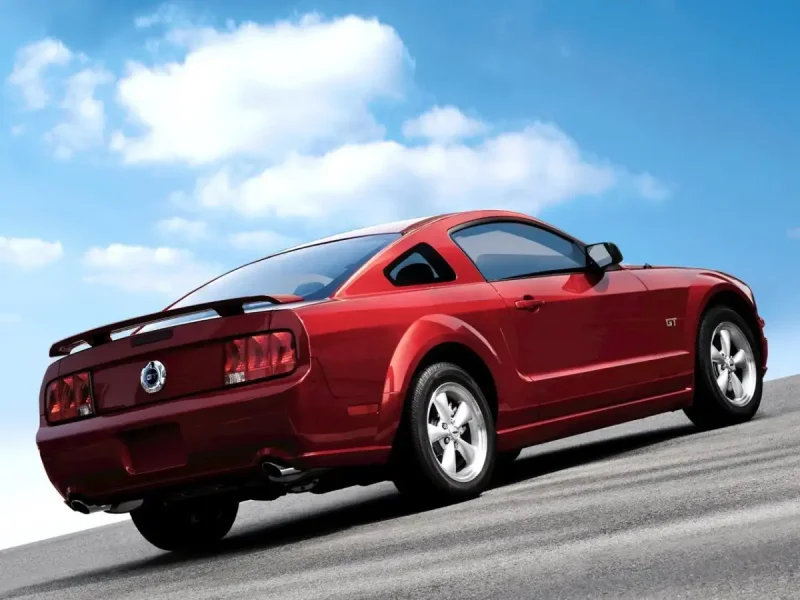 Форд Мустанг gt 2004