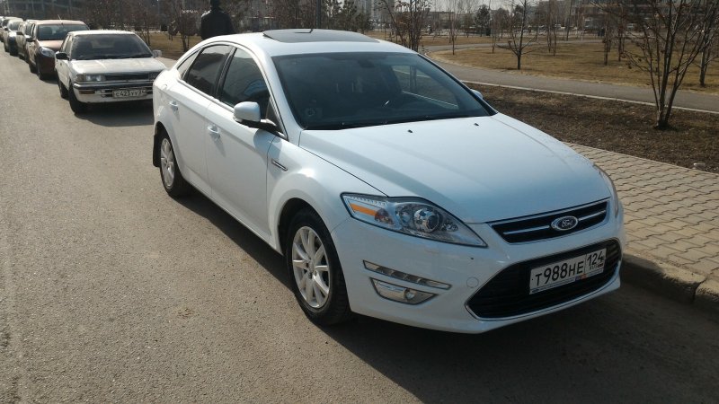 Ford Fiesta 2015 седан