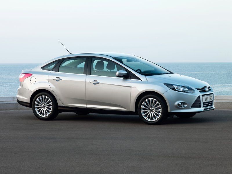 Ford Focus 2013 седан