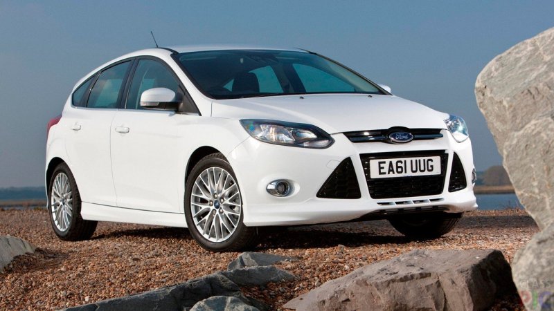 Ford Focus 2013 седан