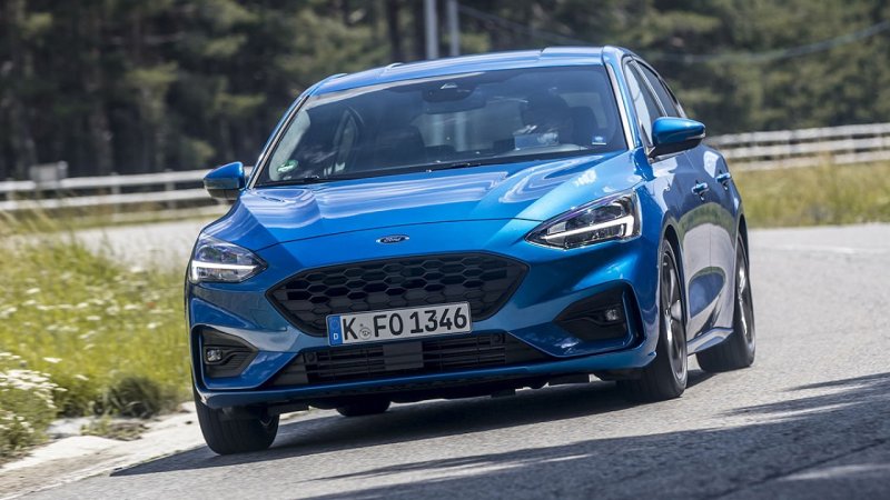 Ford Focus 2018 салон