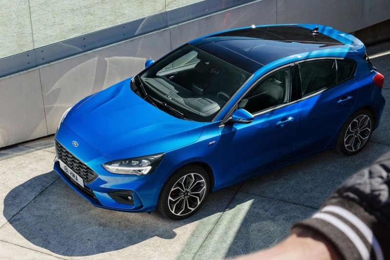 Ford Focus 4 хэтчбек