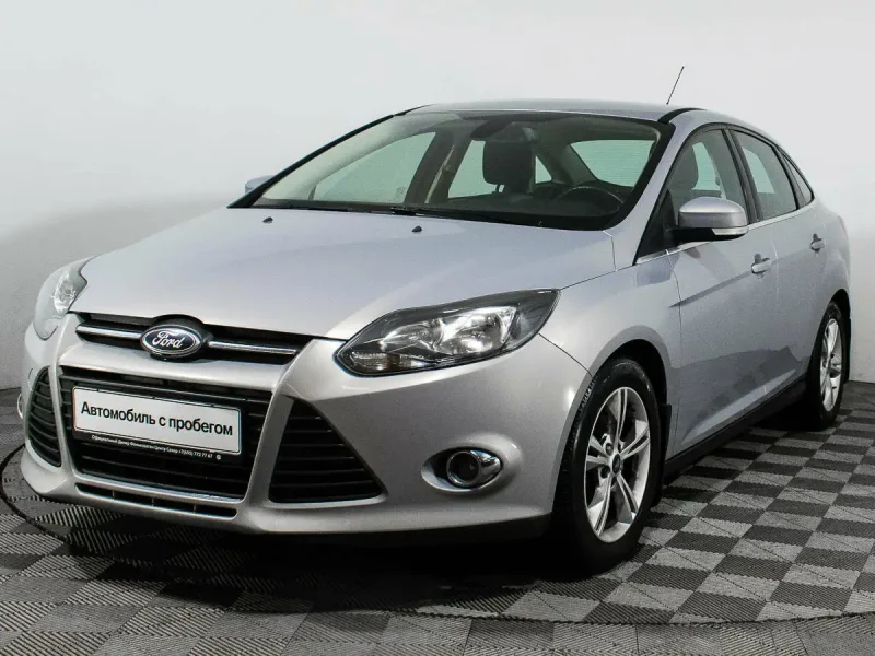 Ford Focus 2011 седан