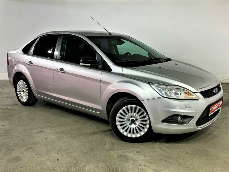 Ford Focus 2010 седан