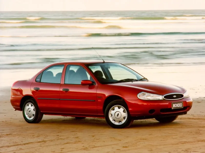 Ford Mondeo 1996 седан