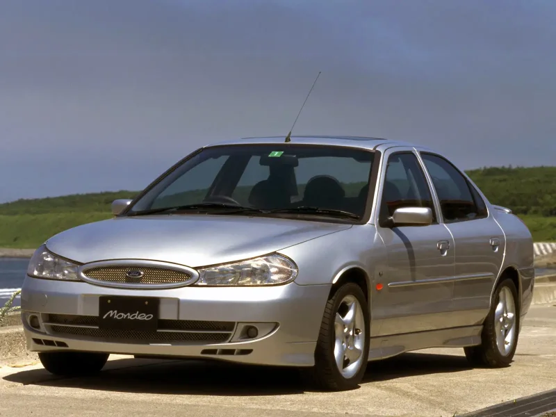 Ford Mondeo 1996 седан