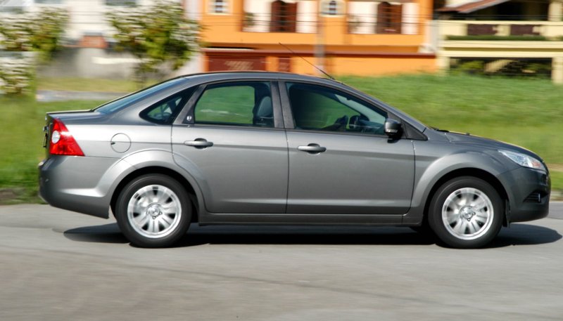Ford Focus 2 седан