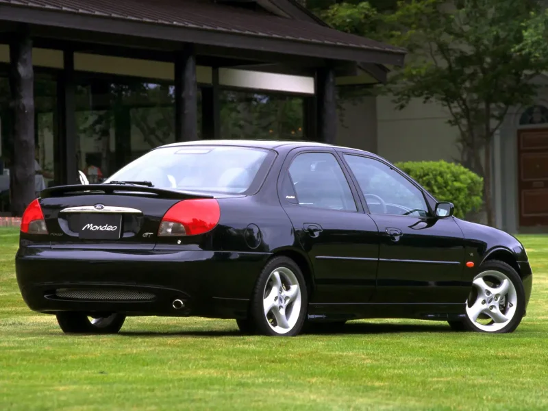 Ford Mondeo 1996 седан