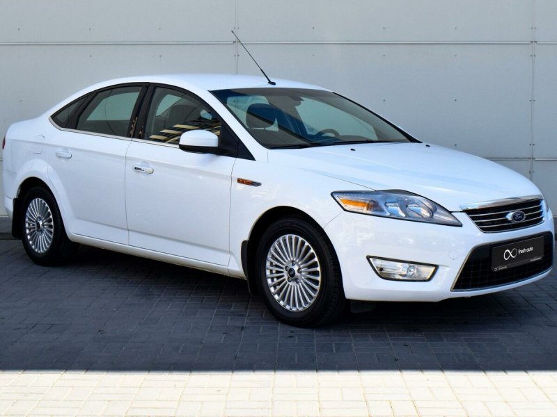 Ford Mondeo 2011 салон
