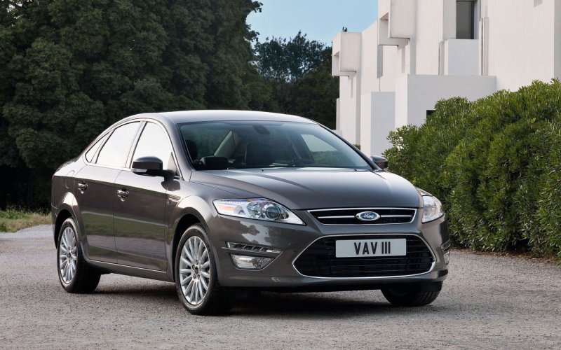 Ford Mondeo 2010 седан