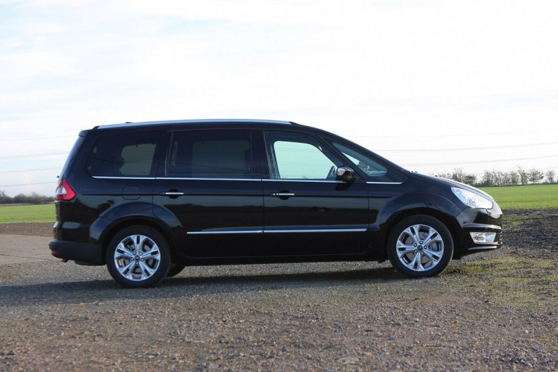 Ford Galaxy 2014 год