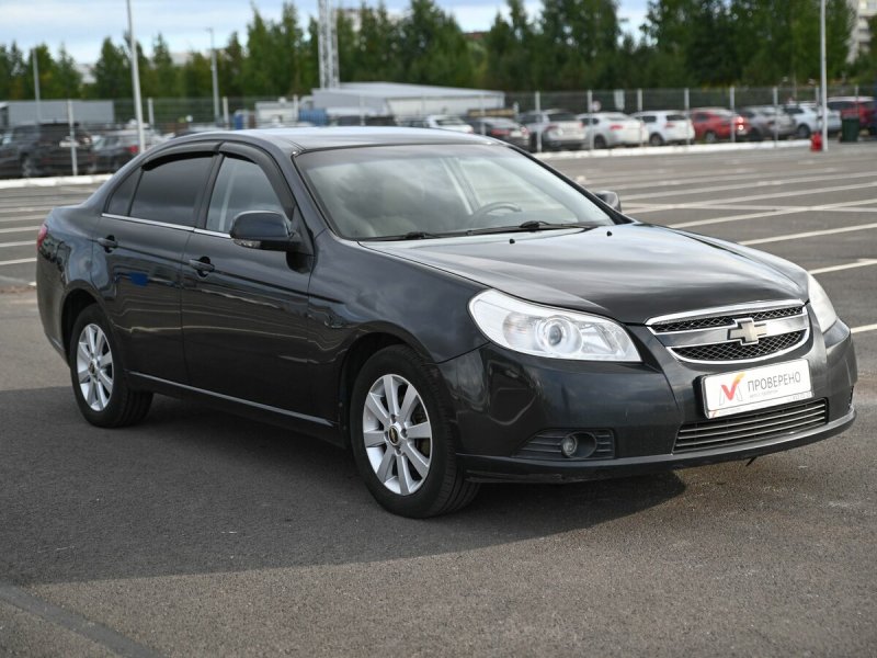 Chevrolet Epica белая
