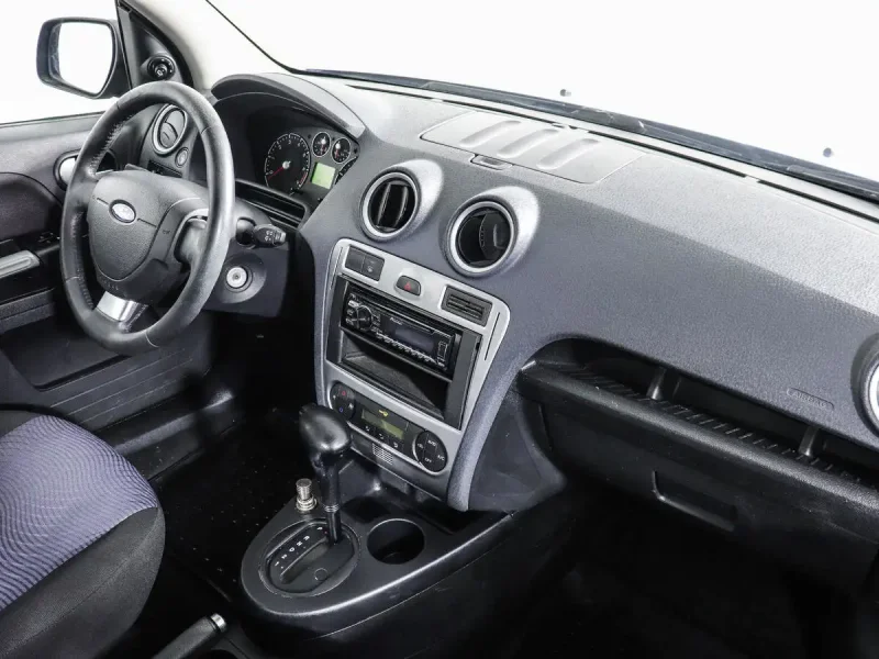 Ford Fusion 2008 салон