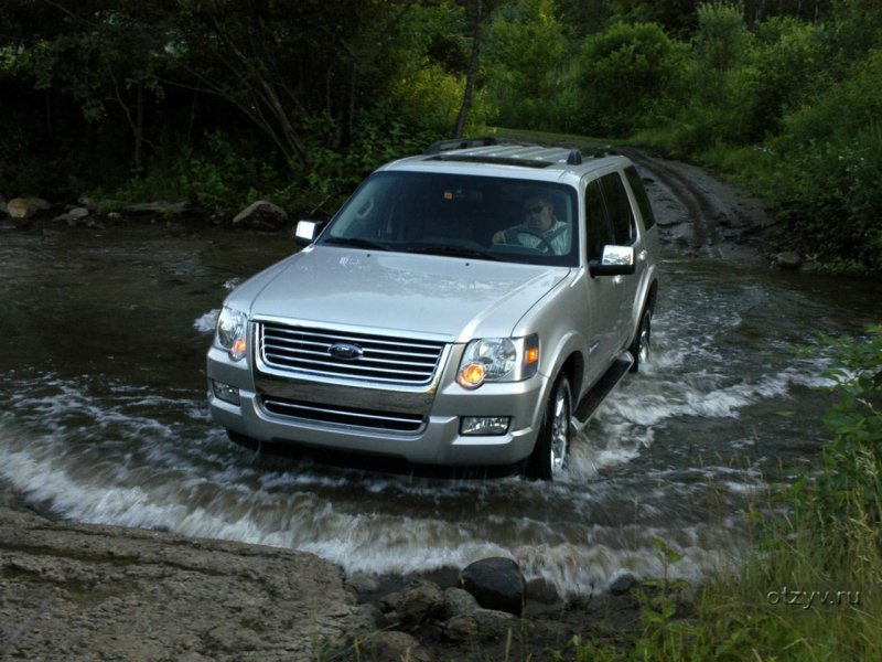 Ford Explorer 4