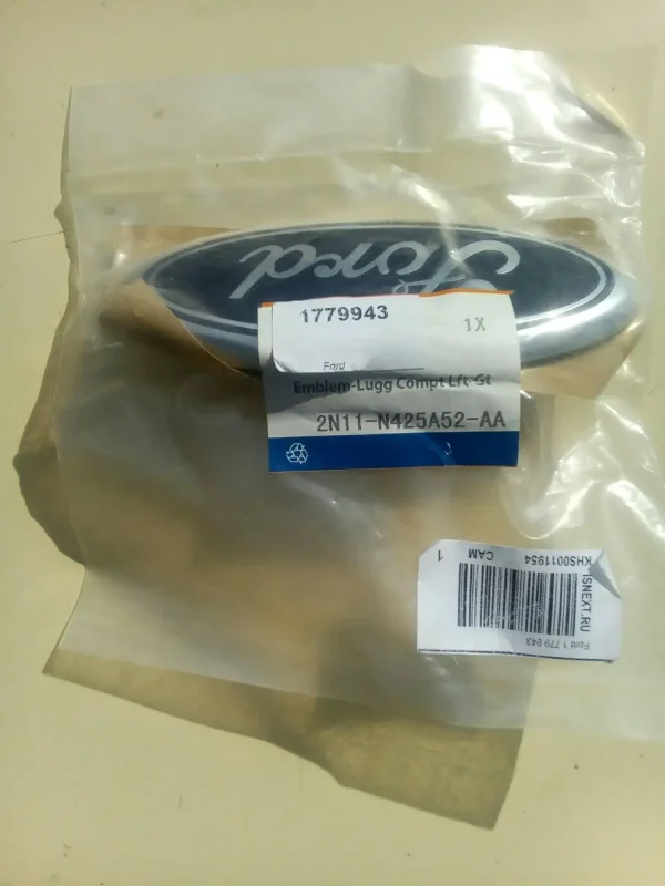 Ford 1345739 заглушка шкива