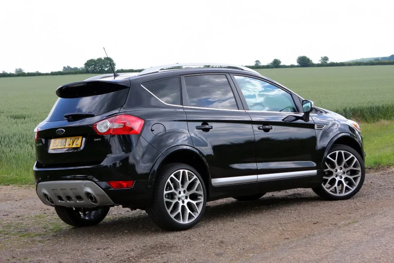 Ford Kuga 2012 черная