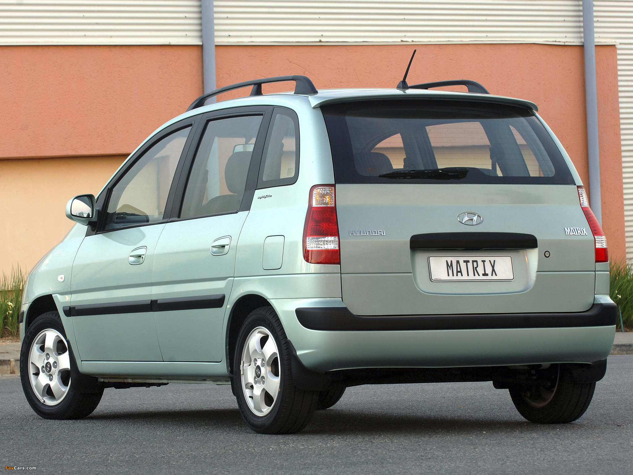 Хендай матрикс 1.6. Hyundai Matrix. Хендай Матрикс 2006. Hyundai Matrix 1.